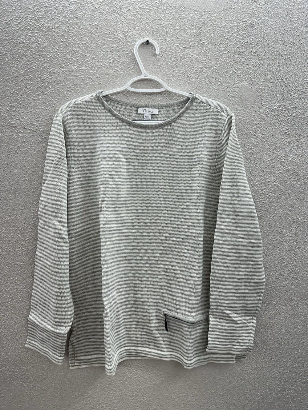 The Tog Shop Womens Sweater Size Large Ivory Striped Long Sleeve Knit